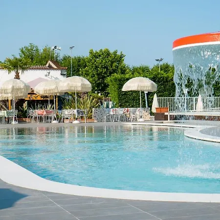 Villaggio San Francesco - Adria Mobile Homes פארק נופש 4*