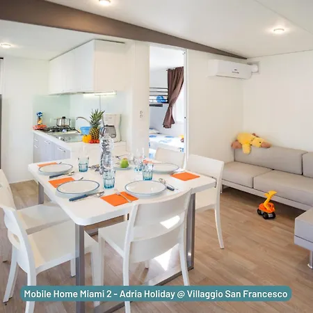 Holiday park Villaggio San Francesco - Adria Holiday Mobile Homes Duna Verde