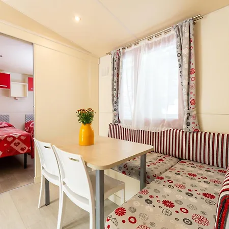 פארק נופש Villaggio San Francesco - Adria Mobile Homes דונה ורדה