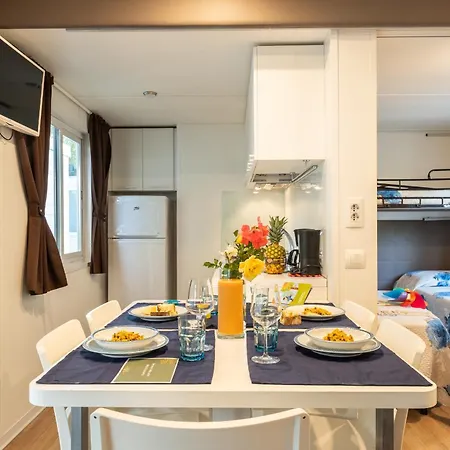Villaggio San Francesco - Adria Mobile Homes פארק נופש 4*