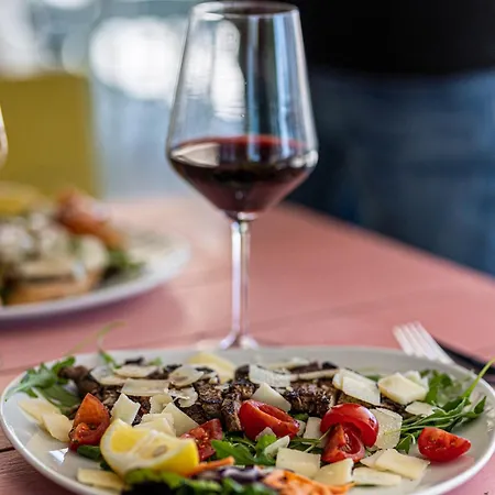 Kompleks wypoczynkowy Villaggio San Francesco - Adria Mobile Homes 4*