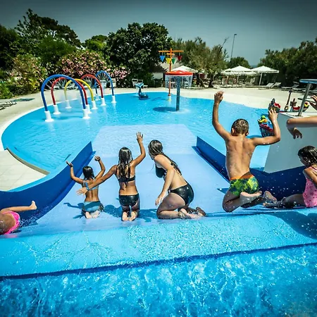 Villaggio San Francesco - Adria Mobile Homes פארק נופש